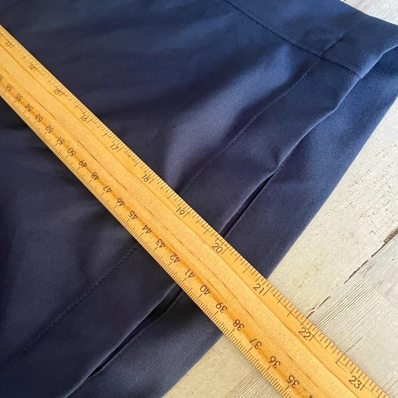 Mens Greg Norman Performance Shorts Sz 40 Navy Blue Golf - Picture 8 of 9